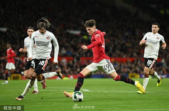 穆勒与莱万 穆勒与莱万